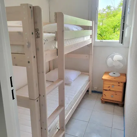 Grand 4 Personnes Clim Très Bien Situé
